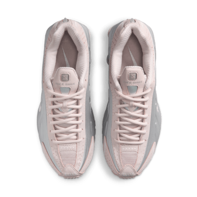 (Women) Nike Shox R4 ‚Barely Rose Metallic Platinum‘