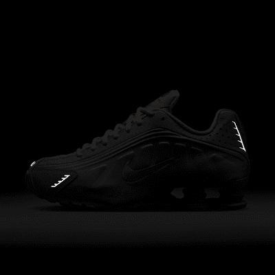 (Women) Nike Shox R4 ‚Barely Rose Metallic Platinum‘