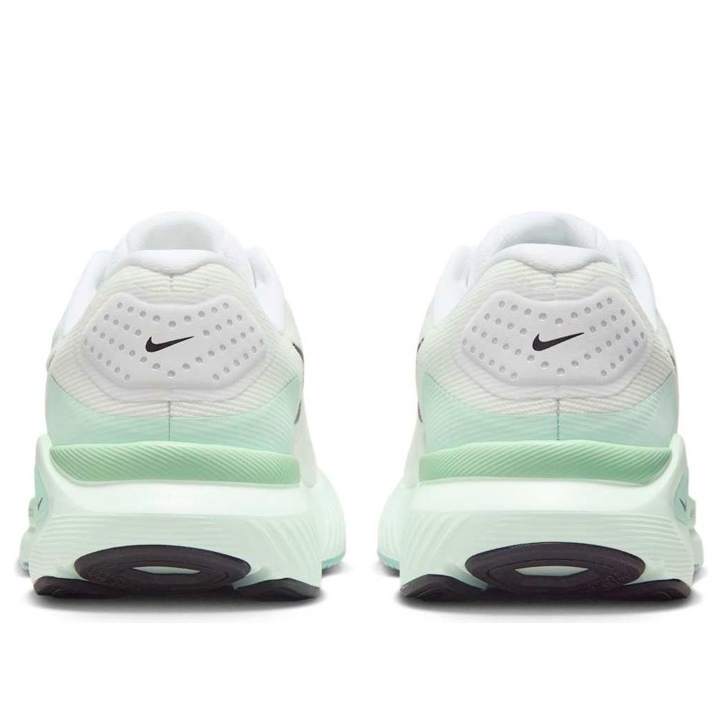 (Women) Nike Structure 26 ‚White Barely Green‘