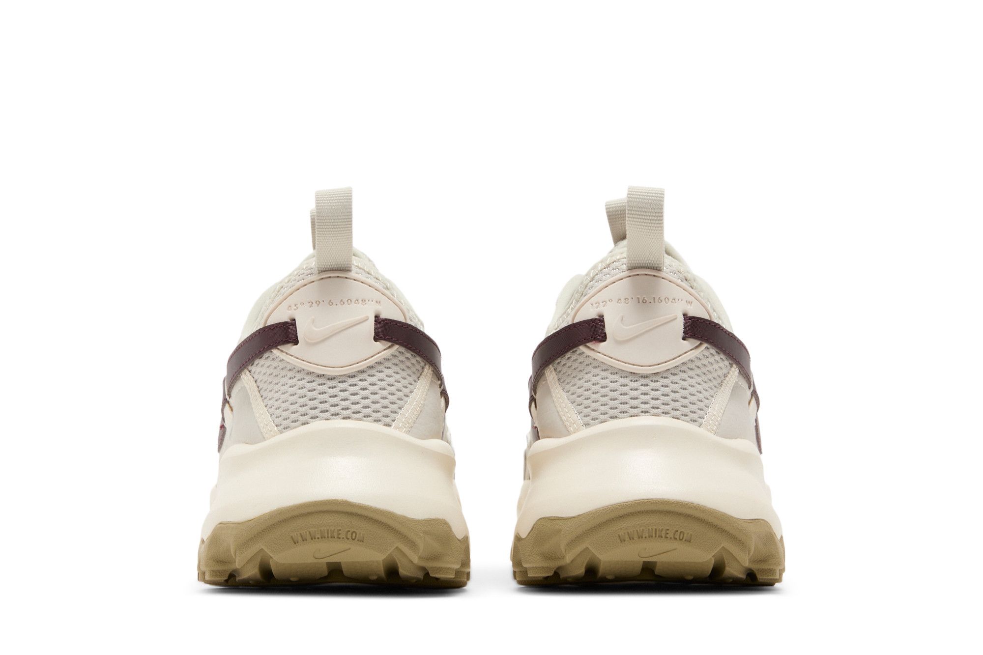 (Women) Nike TC 7900 ‚Light Bone Burgundy Crush‘