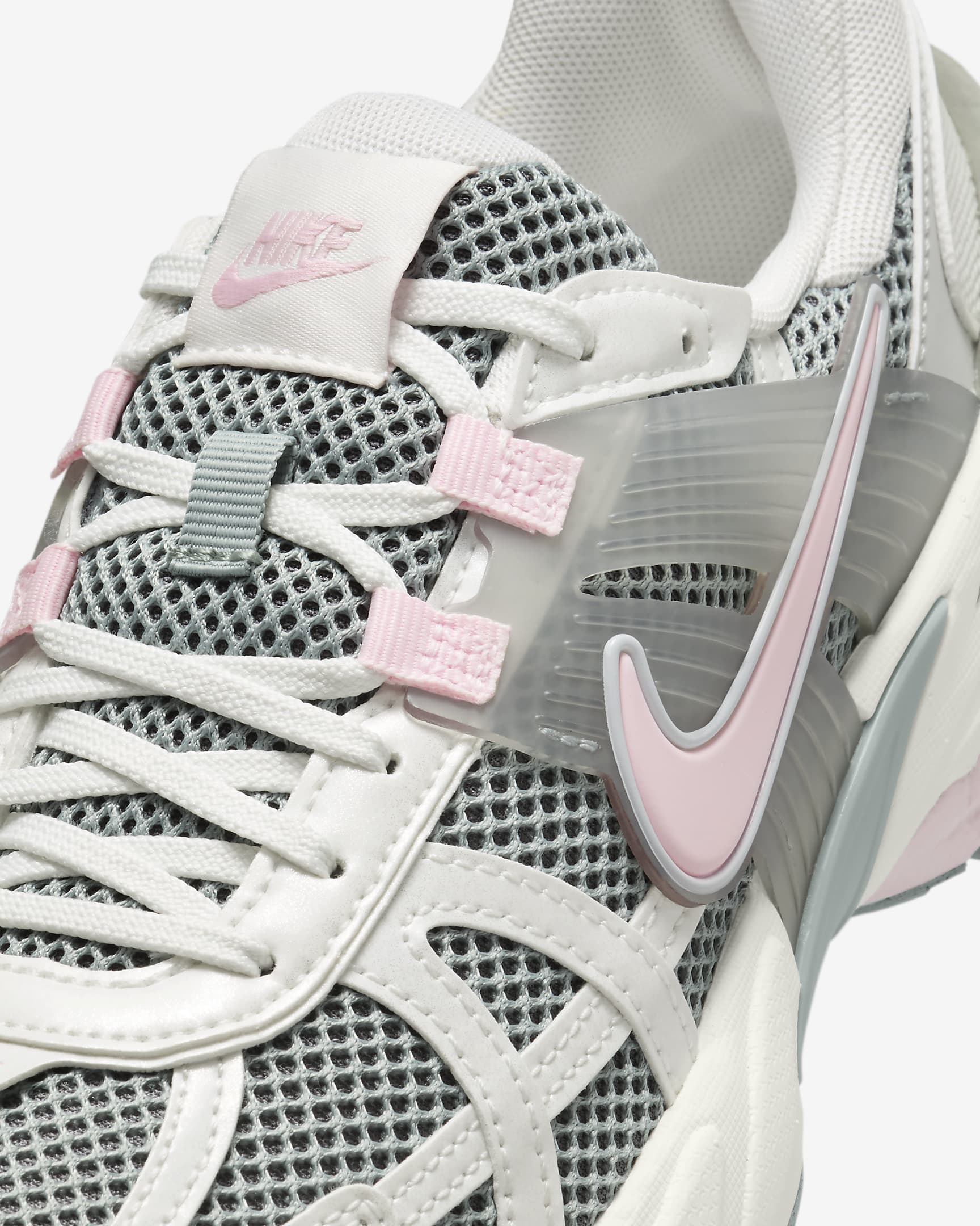 (Women) Nike V2K Run ‚Light Pumice Photon‘
