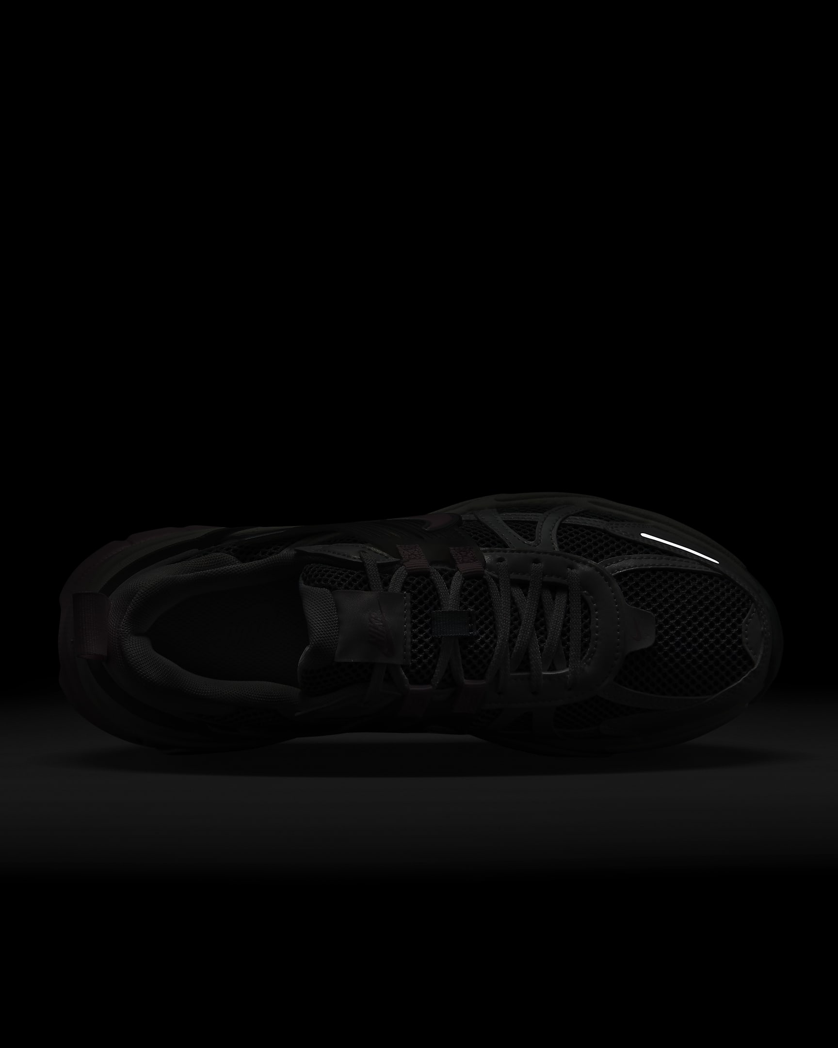 (Women) Nike V2K Run ‚Light Pumice Photon‘