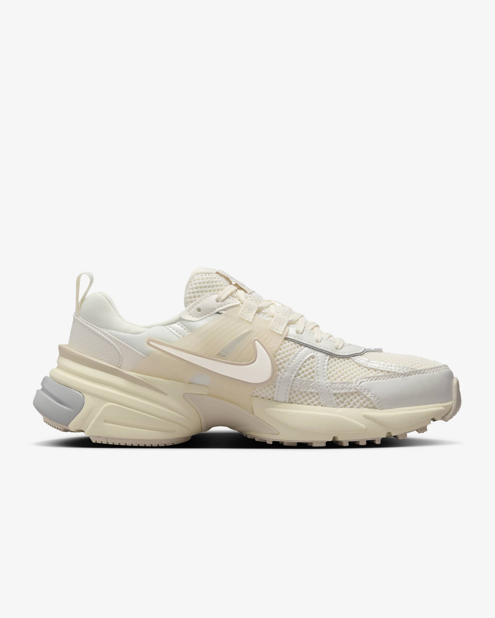 (Women) Nike V2K Run ‚Pale Ivory Coconut‘