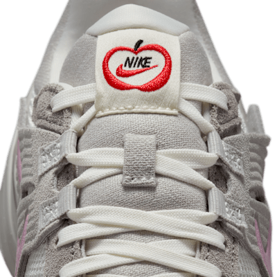 (Women) Nike V2K Run ‚Valentine’s Day 2025‘