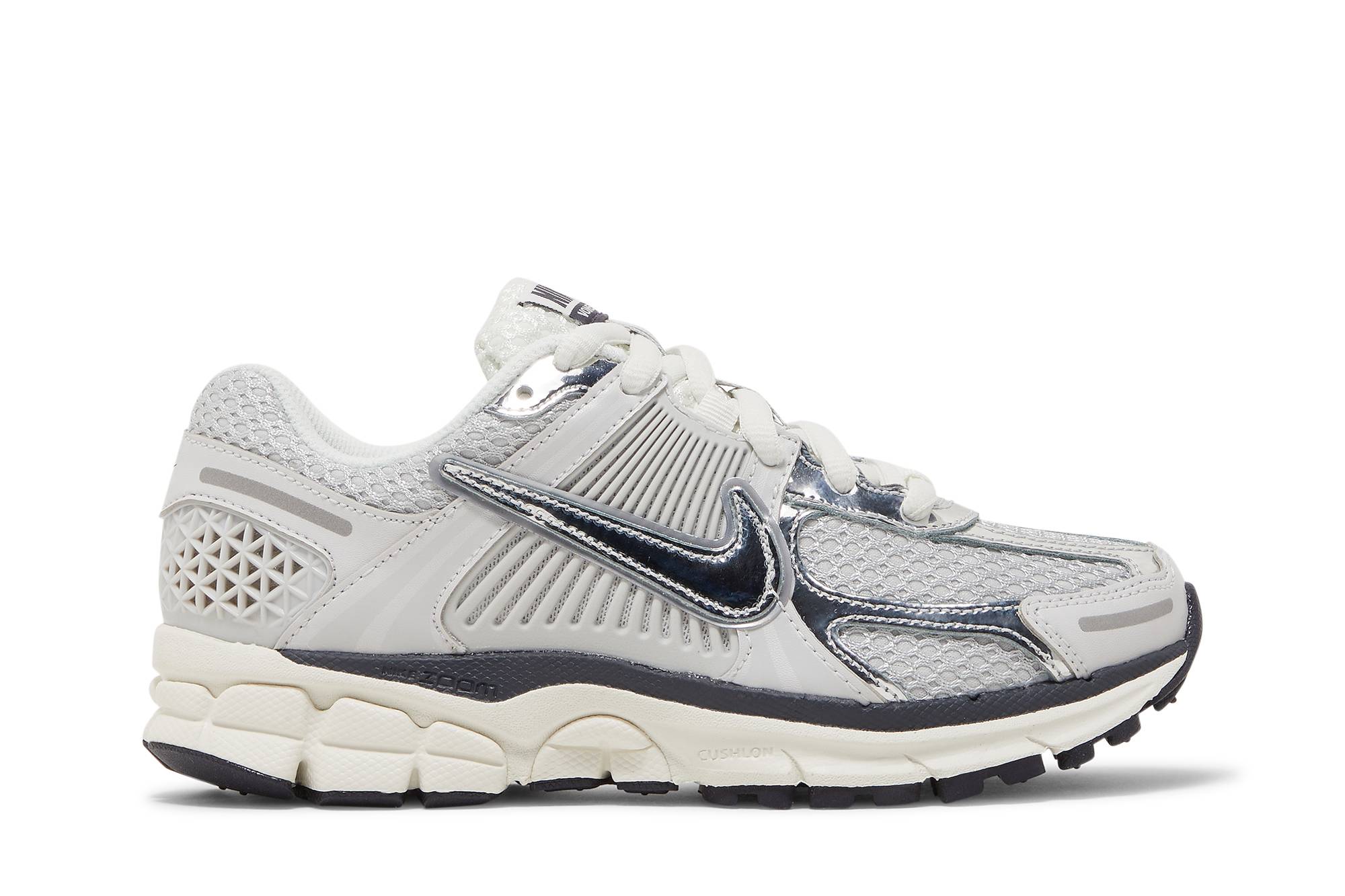(Women) Nike Zoom Vomero 5 ‚Photon Dust‘
