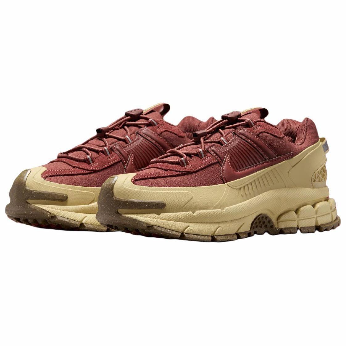 (Women) Nike Zoom Vomero Roam ‚Team Red Gold‘