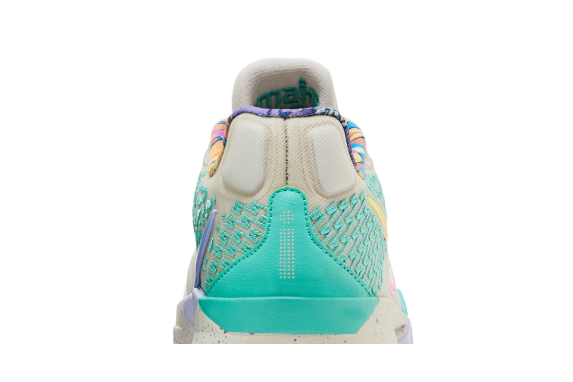 (Women) Titan x Nike Sabrina 2 ‚Make Space‘ IH8554-001/