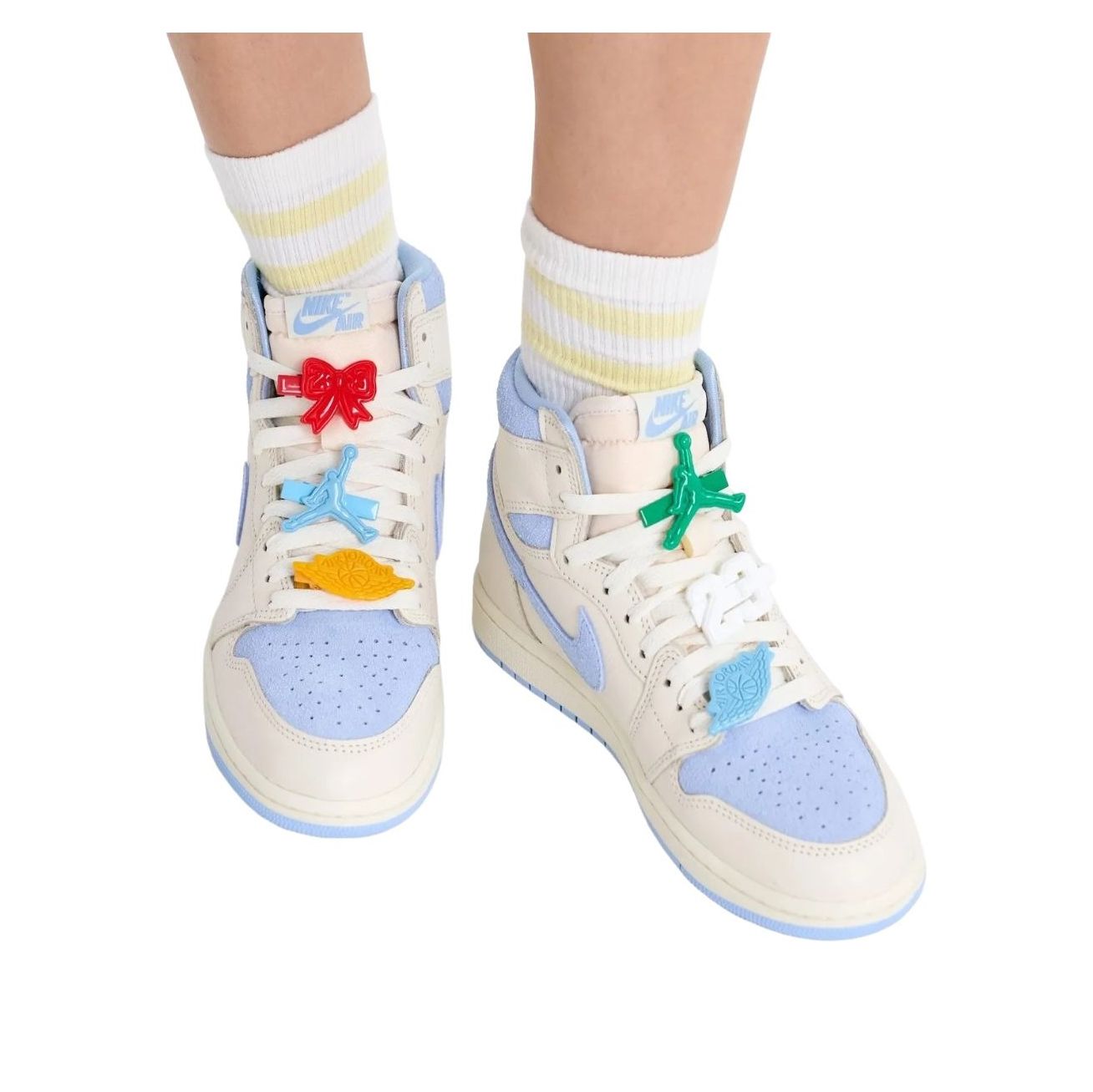 women__air_jordan_1_high_og__pale_ivory_pyschic_b_4_94174.jpeg